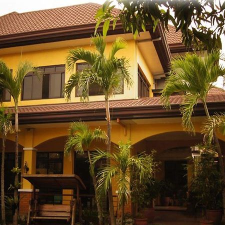 Casa Verde Boutique Hotel And Gardens Imus Exteriör bild