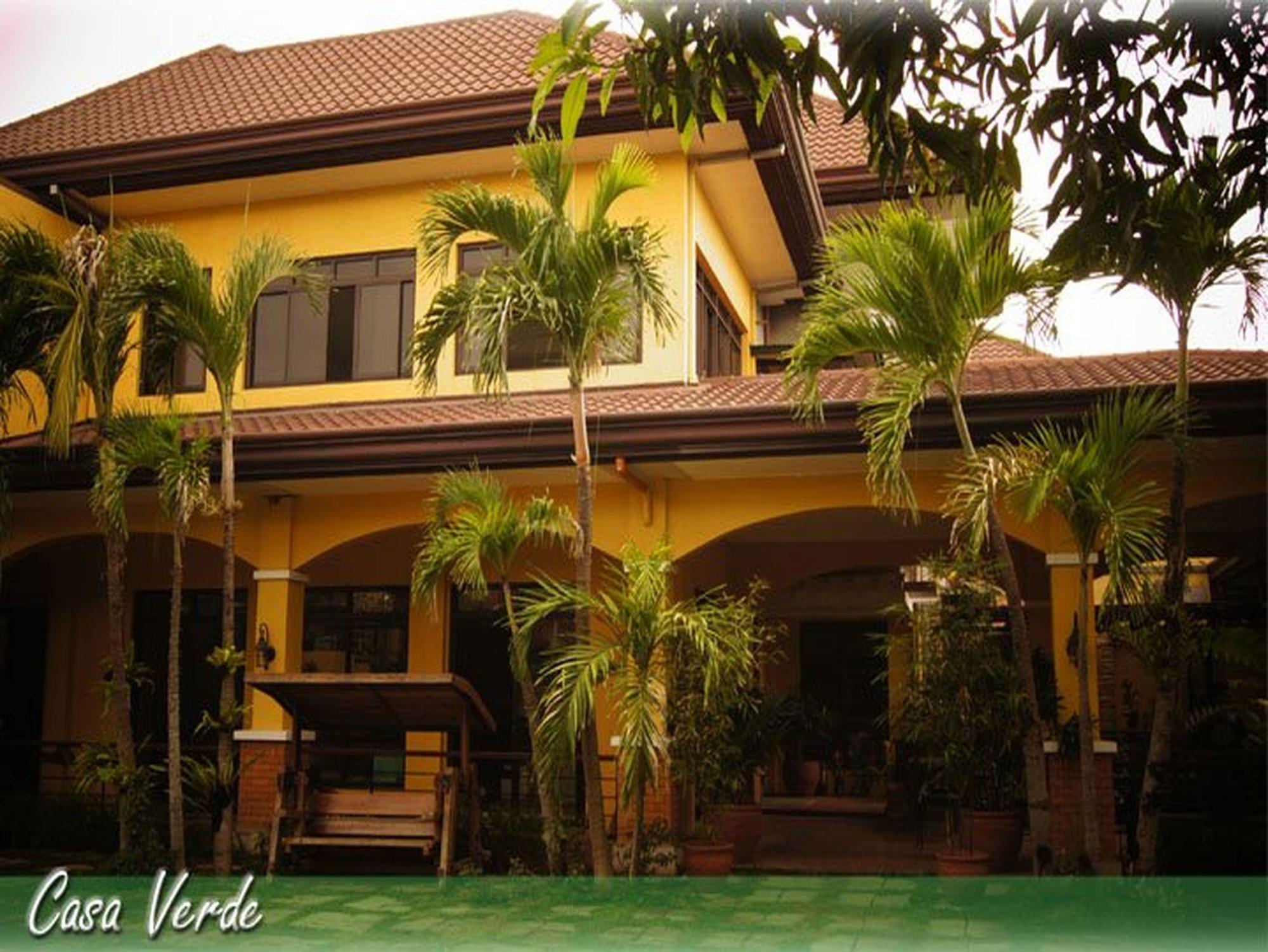 Casa Verde Boutique Hotel And Gardens Imus Exteriör bild